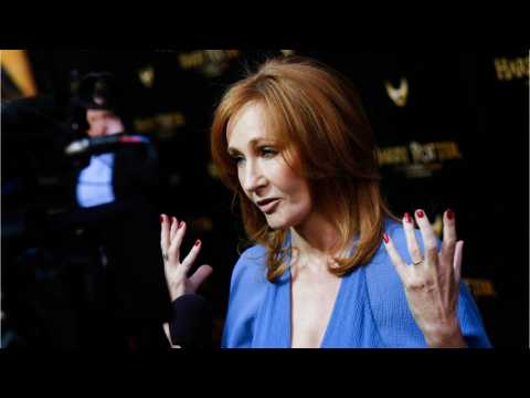 VIDEO : J.K. Rowling Calls Out Donald Trump's Tweet