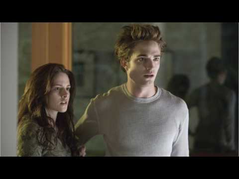 VIDEO : Edward And Bella Return To Theaters For Limited Time For 10th Anniversary