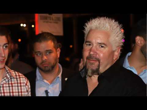 VIDEO : Guy Fieri Curates Barbecue Stands At Stagecoach Festival