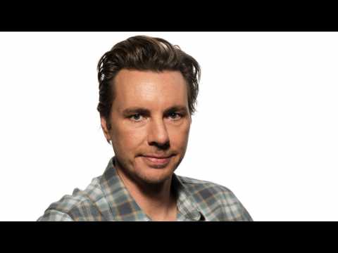 VIDEO : Dax Shepard Finds Creative Fulfillment With New Podcast