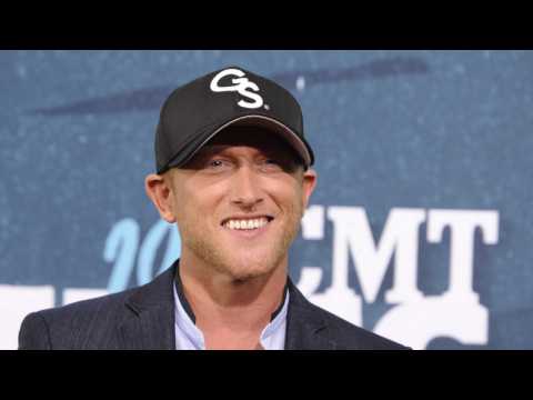 VIDEO : Country Star Cole Swindell Heading Out On His Own Again
