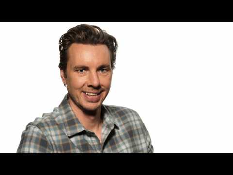 VIDEO : Dax Shepard's Latest Creative Venture Is A New Podcast