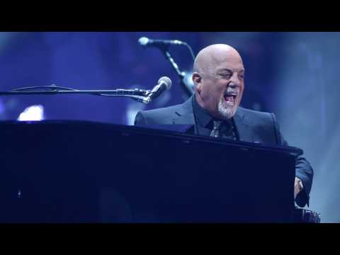 VIDEO : Billy Joel Brings Surprise Guest For 100th Madison Square Garden Show