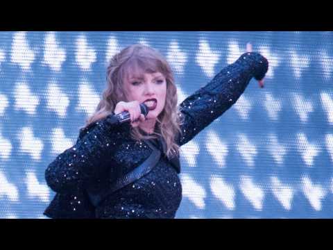 VIDEO : Taylor Swift Joins Cats Cast