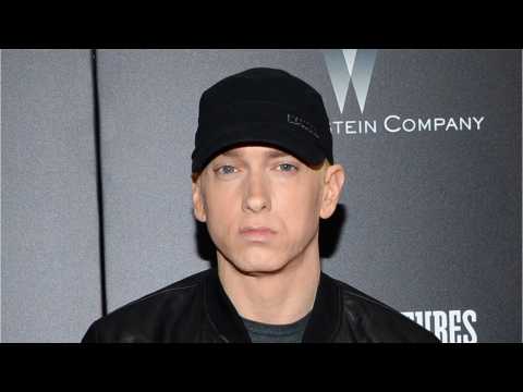 VIDEO : Eminem Drops Surprise Album 'Kamikaze'