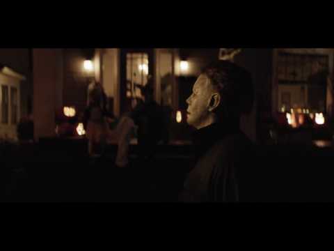 VIDEO : 'Halloween' Sequel Director Talks Michael Meyers