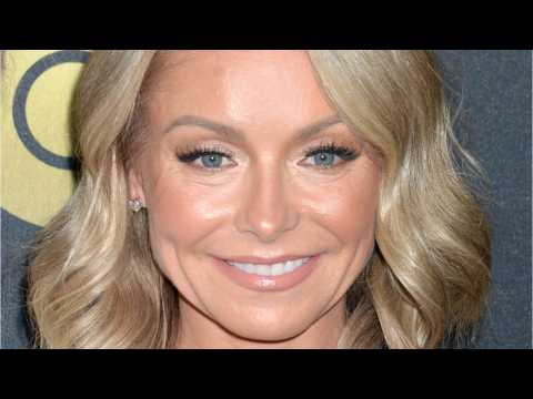 VIDEO : Kelly Ripa Tells The Truth About Vacationing With Kids