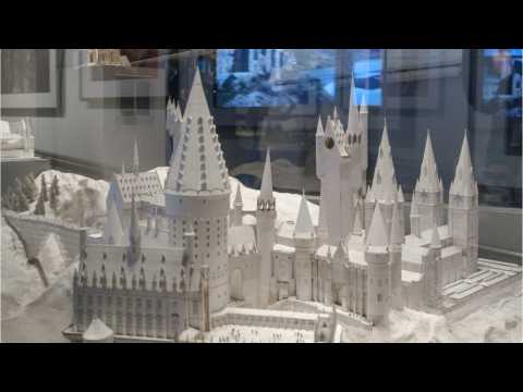 VIDEO : LEGO's Newest 'Harry Potter' Hogwarts Castle Set On Sale September 1