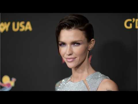 VIDEO : Fans Get A Closer Look At Ruby Rose's Batwoman Costume