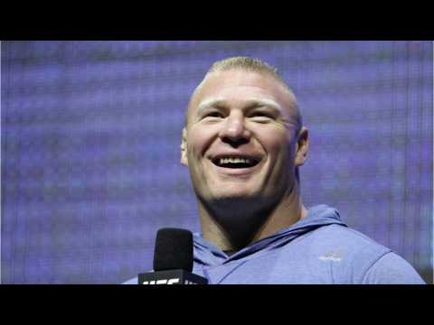 VIDEO : Brock Lesnar Signs New WWE Deal