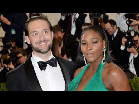 VIDEO : Serena Williams And Hubby Alexis Ohanian Get Fancy For A Good Cause