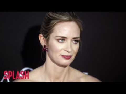VIDEO : Emily Blunt's dancing problems on Mary Poppins