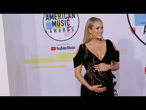 VIDEO : Carrie Underwood Reveals Her Baby's Gender At CMA Awards