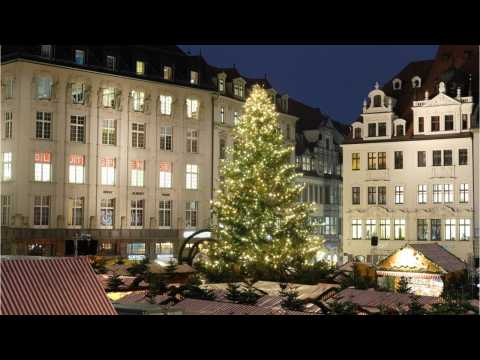 VIDEO : Custom Christmas Lighting W/ An App