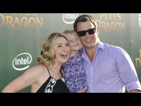VIDEO : Actress Beverley Mitchell Opens Up About Miscarriage