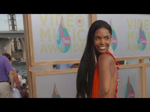 VIDEO : Kim Porter?s Family Release Statement On Death Of Their Daughter