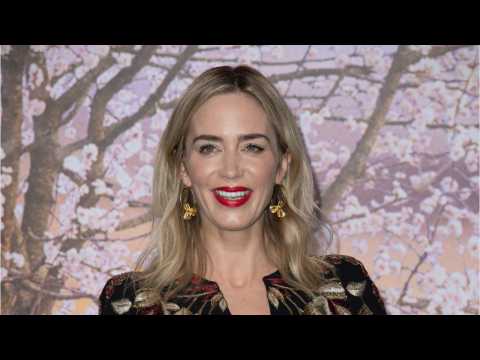 VIDEO : Critics Love 'Mary Poppins Returns'