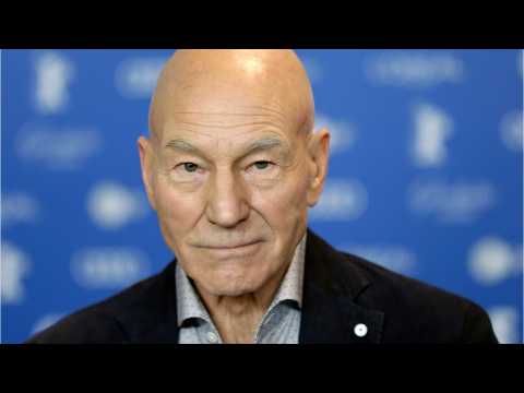 VIDEO : Patrick Stewart, LeVar Burton Share Perfect Star Trek Joke