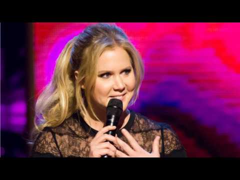VIDEO : Amy Schumer Hospitalized Again