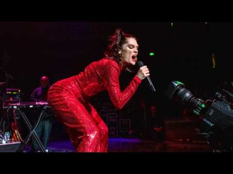 VIDEO : Jessie J tells Gets Personal With London Crowd Before Performing 'Four Letter Word'