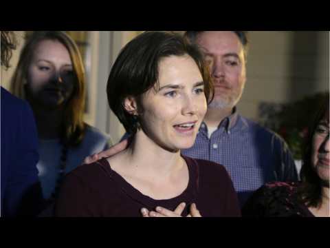 VIDEO : Amanda Knox And Her Boyfriend Are Engaged