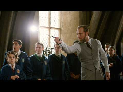 VIDEO : ?Fantastic Beasts 2? Struggles To $62 Million Opening