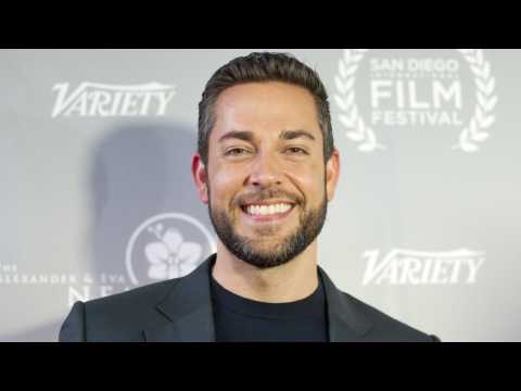 VIDEO : 'Shazam!' Star Zachary Levi Again Denies Fake Muscles Rumor