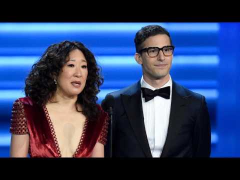 VIDEO : Sandra Oh And Andy Samberg To Host Golden Globes