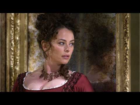 VIDEO : Polly Walker Joins Batman Prequel