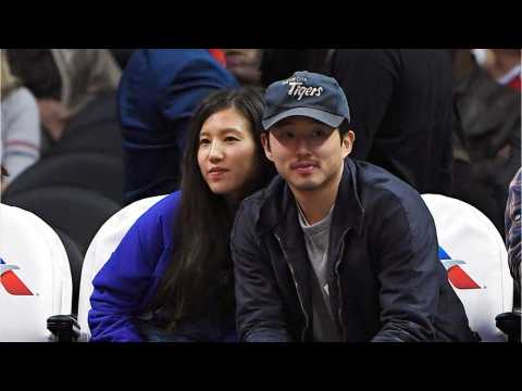 VIDEO : The Walking Dead's Steven Yeun & Joana Pak Having Another Baby