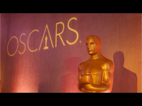 VIDEO : Oscars Are Considering Having No Host Post-Kevin Hart