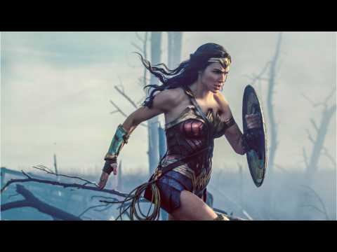 VIDEO : Movies Starring Women Make More Money At The Box Office, Study Finds