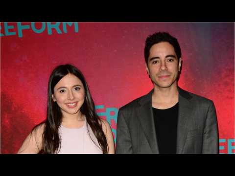 VIDEO : Freeform Cancels Alone Together After 2 Seasons