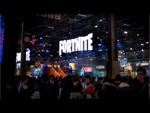 VIDEO : Online Scammers Prey On Young 'Fortnite' Players With Fake Offers For V-Bucks