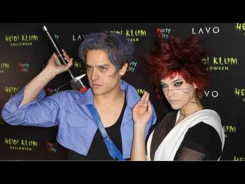 VIDEO : Dylan Sprouse And Girlfriend Wow In Anime Halloween Costumes