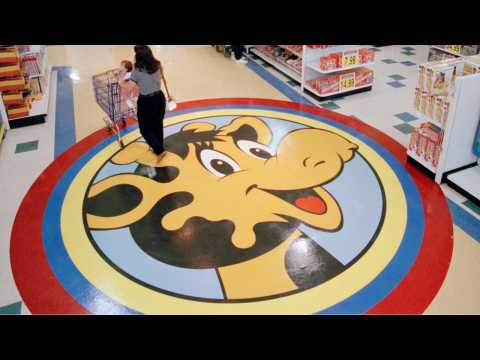 VIDEO : New Geoffrey's Toy Box Underwhelms Toys 