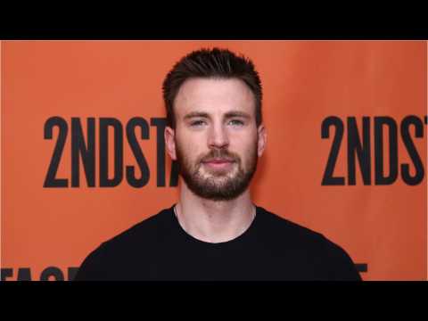 VIDEO : 'Avengers' Co-Stars Lament Not Meeting In Childhood
