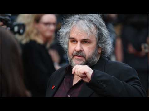 VIDEO : Is Peter Jackson Directing The Mortal Engines Movie?