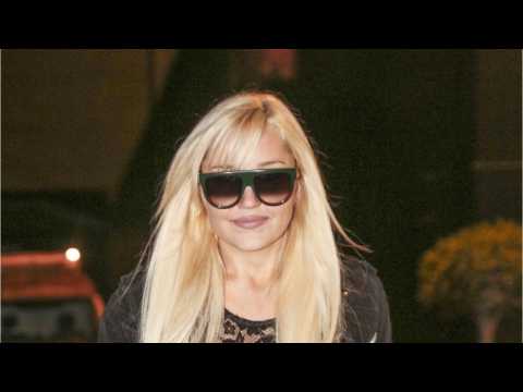 VIDEO : Amanda Bynes Comes Out Of Hiding