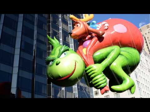 VIDEO : Macy?s Thanksgiving Parade Draws 23.7 Million Viewers