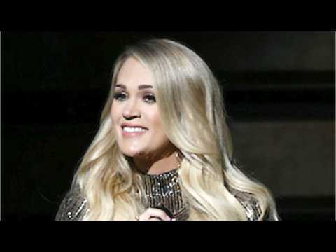 VIDEO : Carrie Underwood Reveals How Her Injury Affected Her Singing