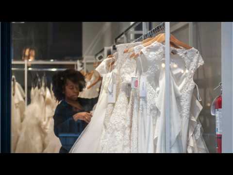 VIDEO : Ways To Alleviate Wedding Jitters