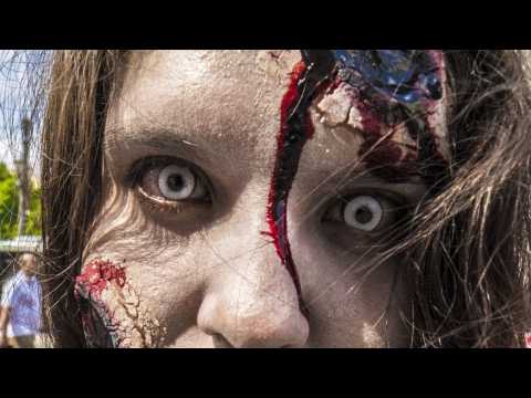 VIDEO : Why Doesn't 'The Walking Dead' Virus Doesn't Affect Animals?