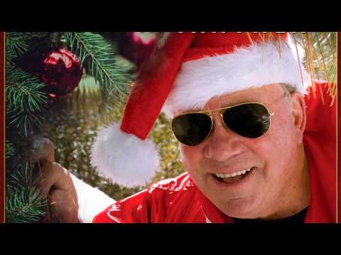 VIDEO : William Shatner Drops Music Video For 'Rudolph The Red-Nosed Reindeer'