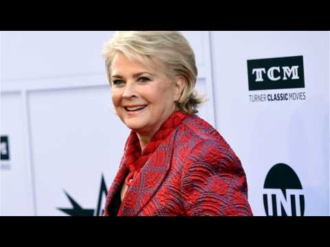 VIDEO : Murphy Brown Done At CBS