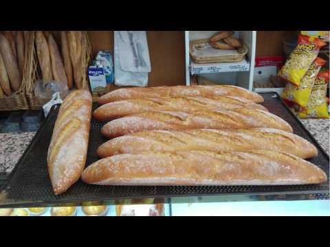 VIDEO : Starbucks Opens Princi Bakery In NYC