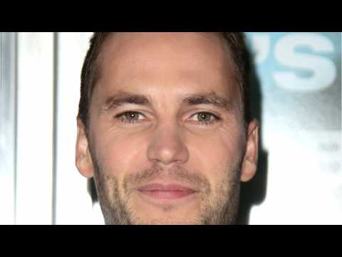 VIDEO : Taylor Kitsch Teaming With HBO For New Drama