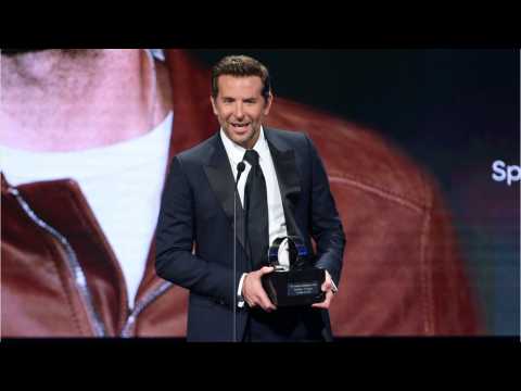 VIDEO : Bradley Cooper Talks About Quitting Show Business