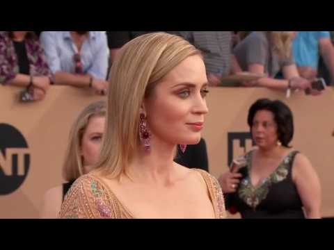 VIDEO : Emily Blunt Discusses ?Mary Poppins Returns?
