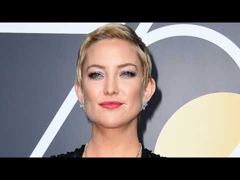 VIDEO : Kate Hudson Posts Sports Bra Pic Just Two Months Postpartum